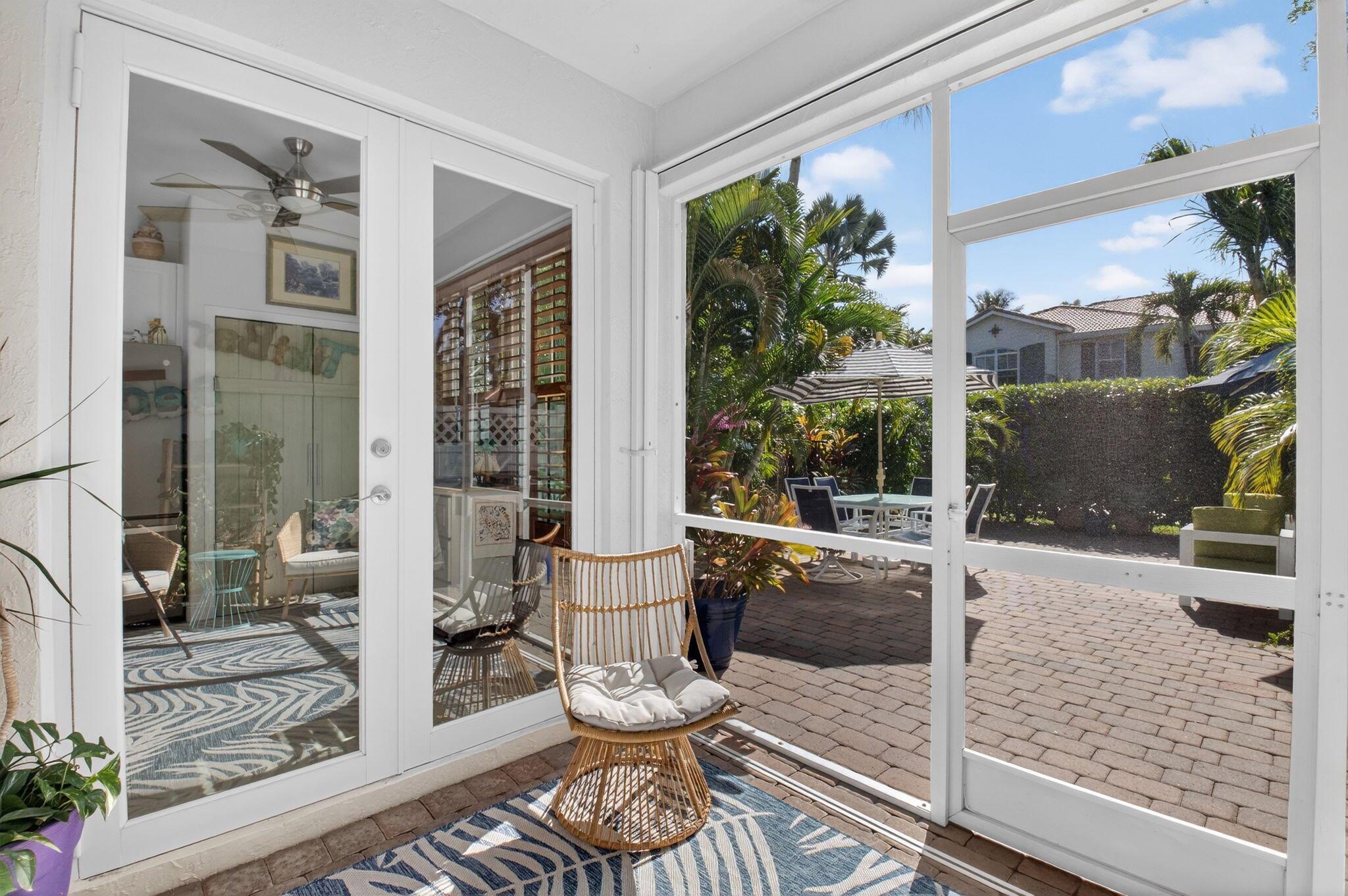 LAS BRISAS - Residential