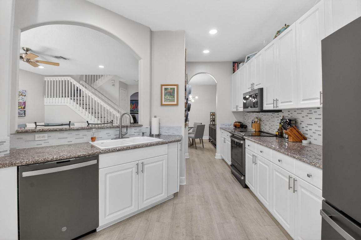 LAS BRISAS - Residential