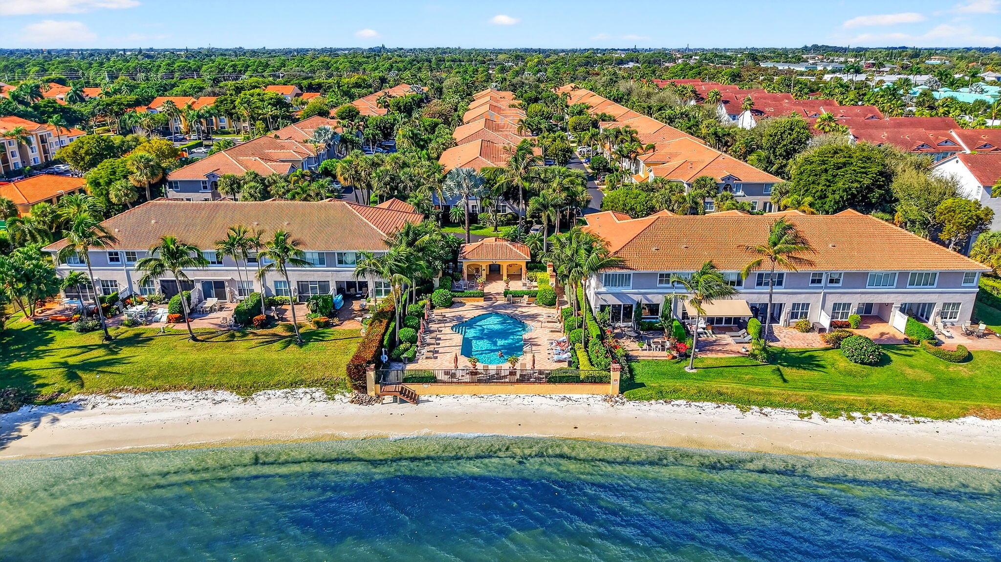 LAS BRISAS - Residential