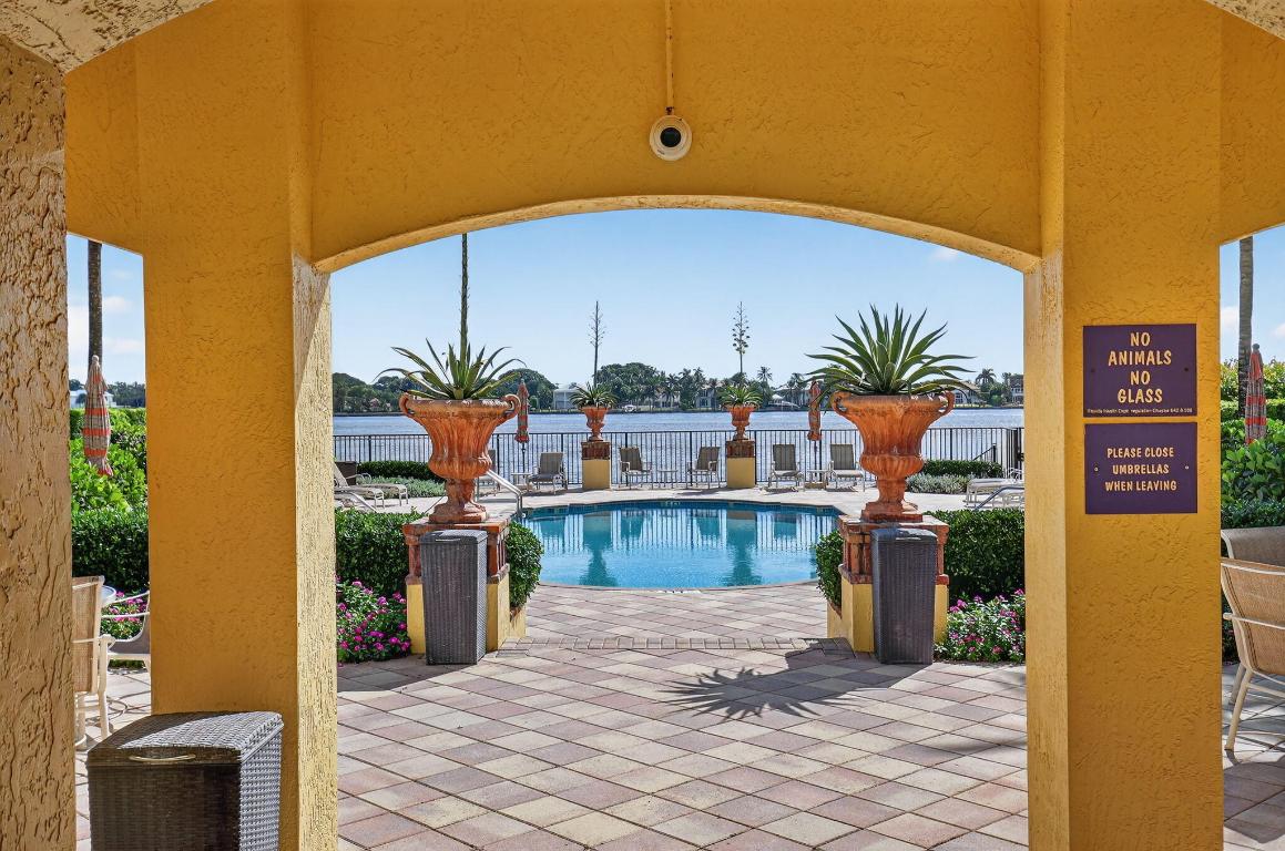 LAS BRISAS - Residential