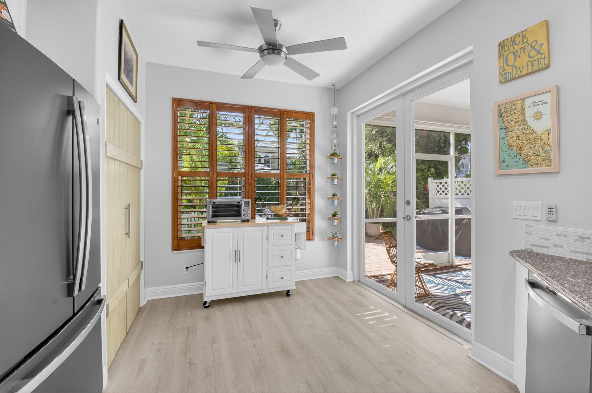 LAS BRISAS - Residential