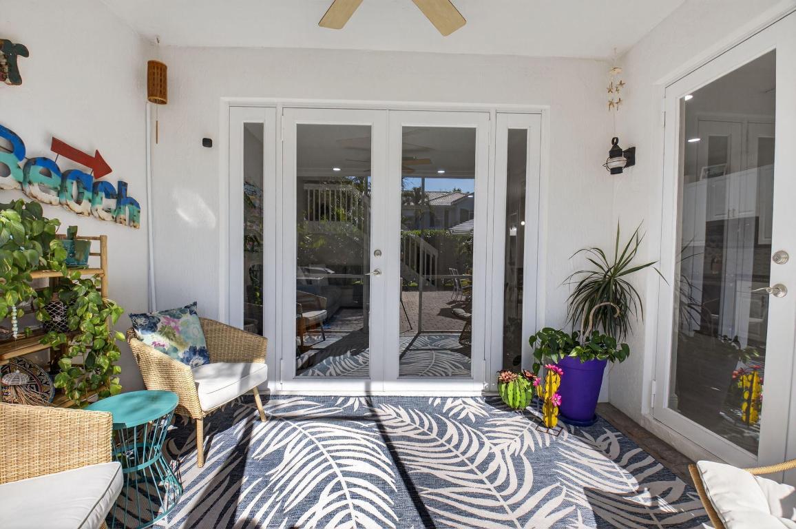 LAS BRISAS - Residential