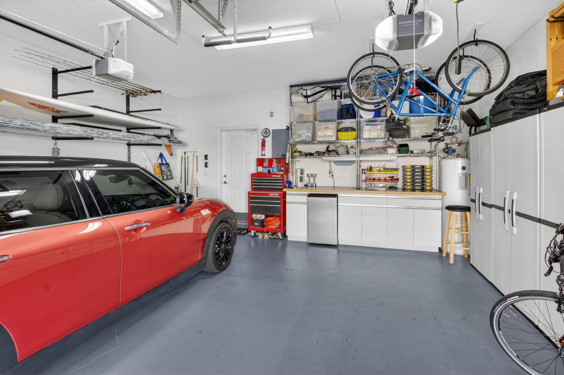 LAS BRISAS - Residential