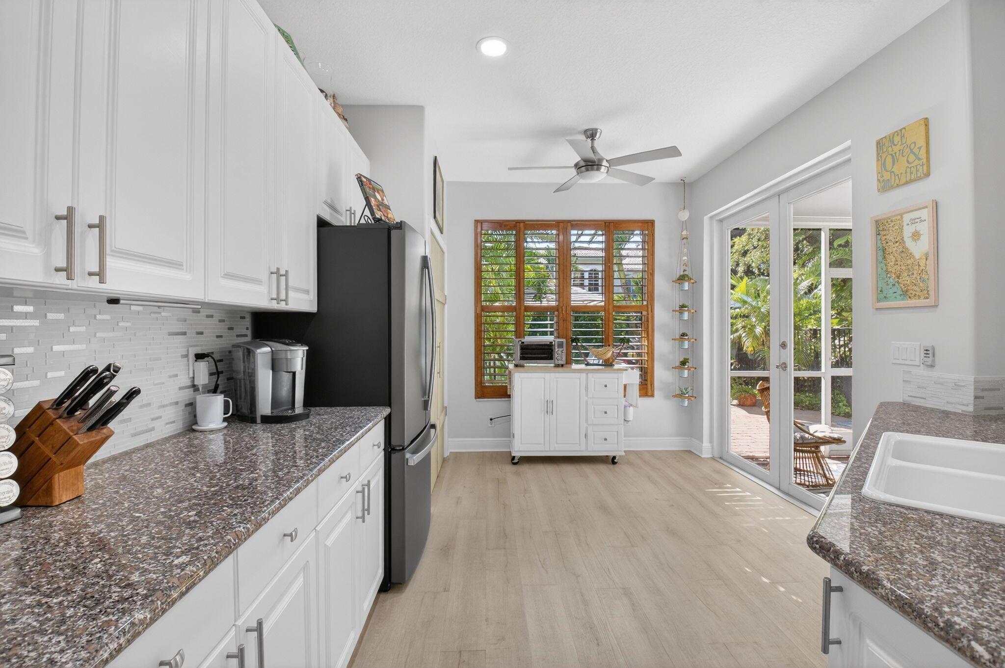 LAS BRISAS - Residential