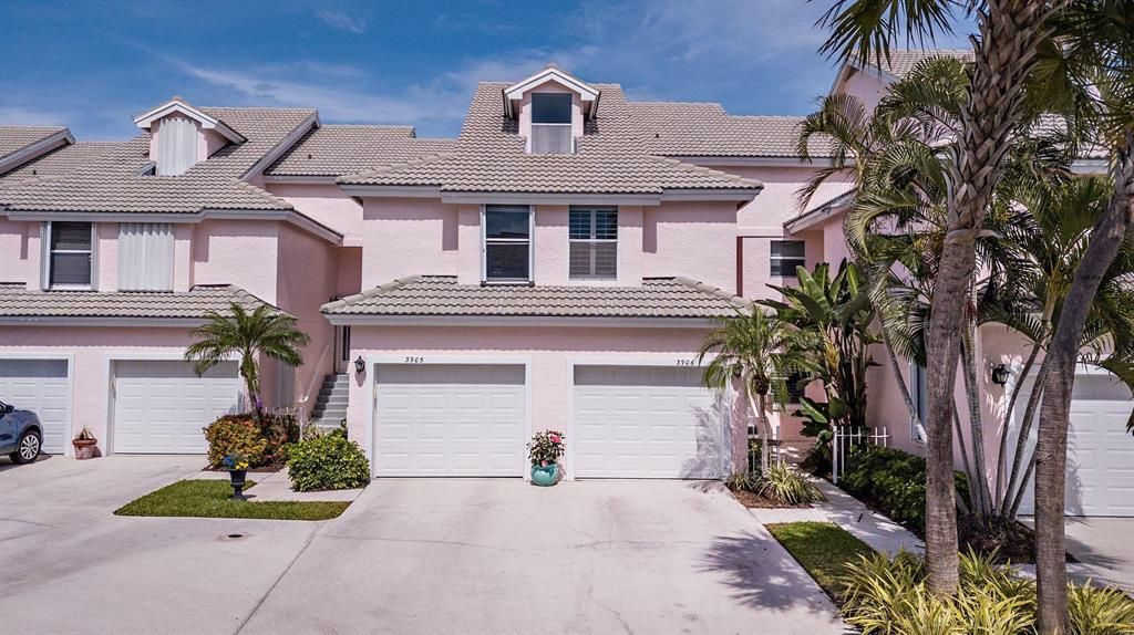 Photo of 3905 Fairway Drive N, Jupiter, FL 33477 (MLS # R10704967)