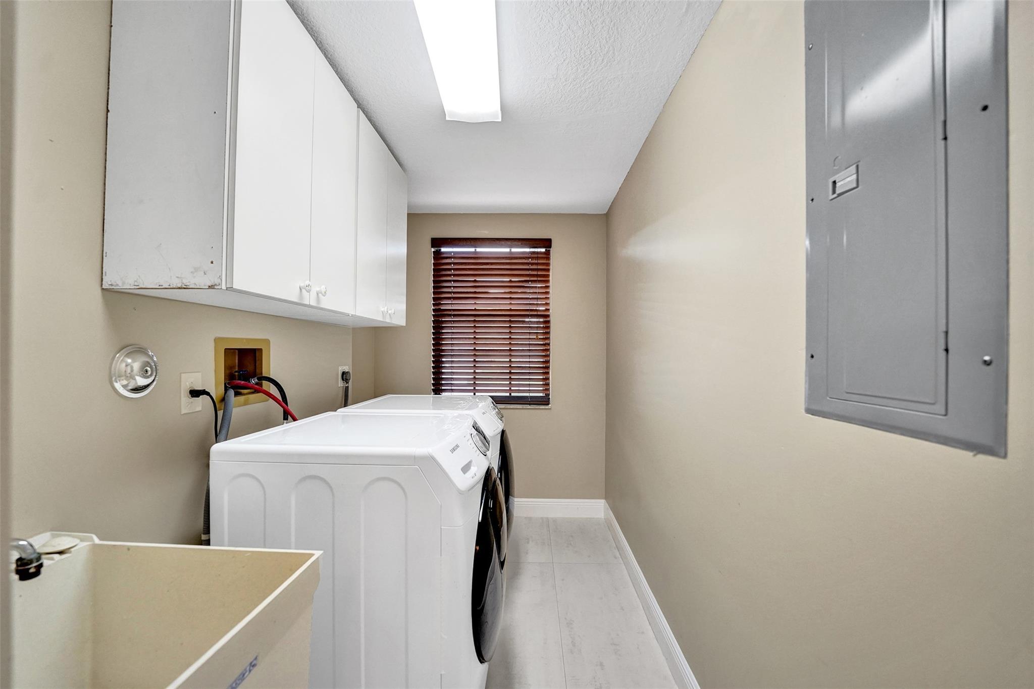 Ridgeview Lake Estates 14 - Residential Lease