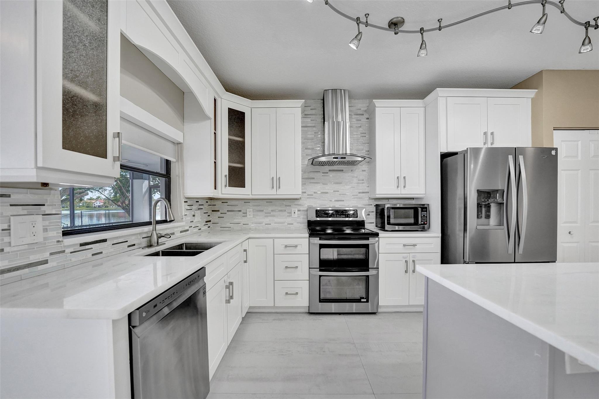 Ridgeview Lake Estates 14 - Residential Lease