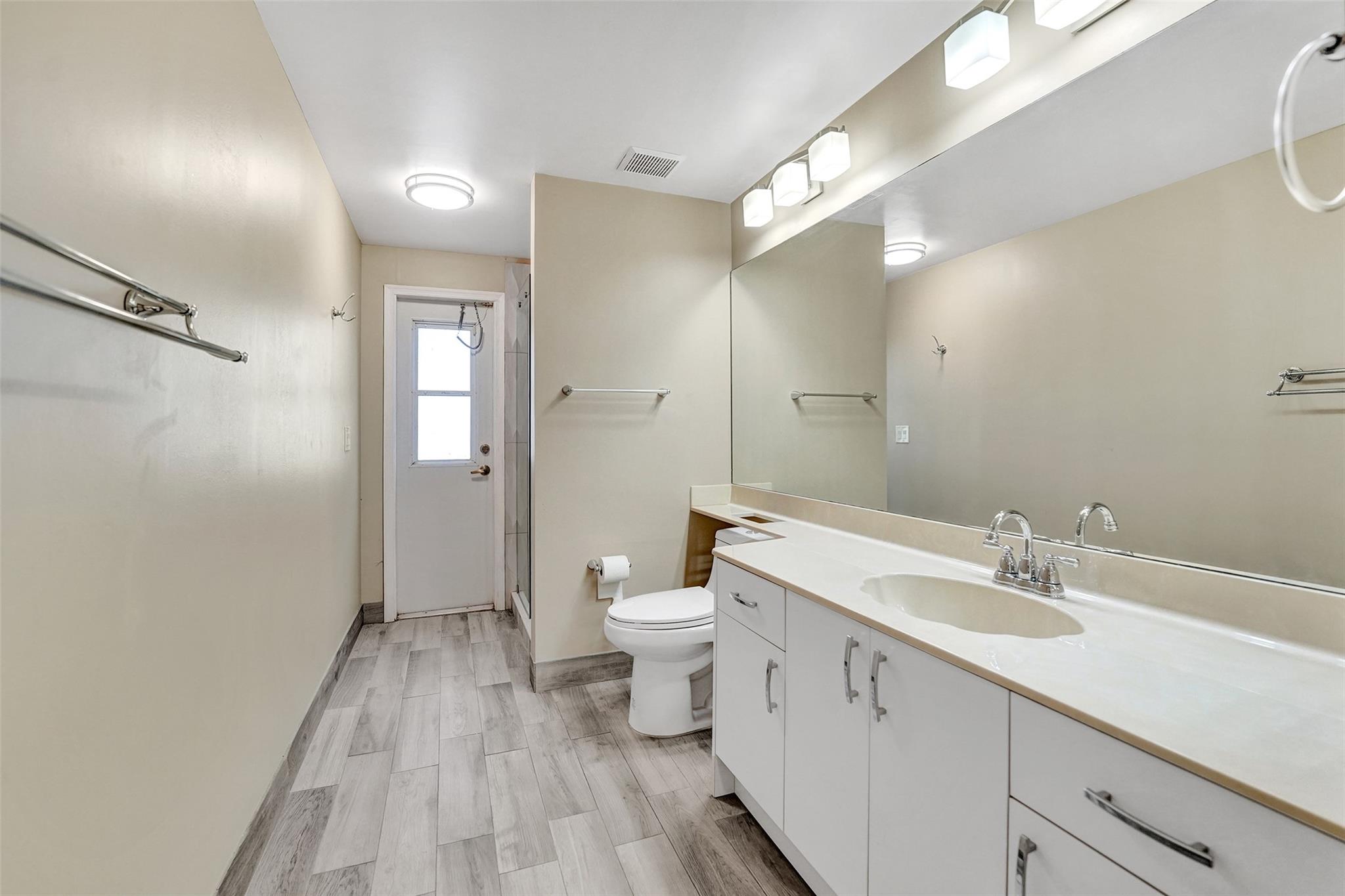 Ridgeview Lake Estates 14 - Residential Lease