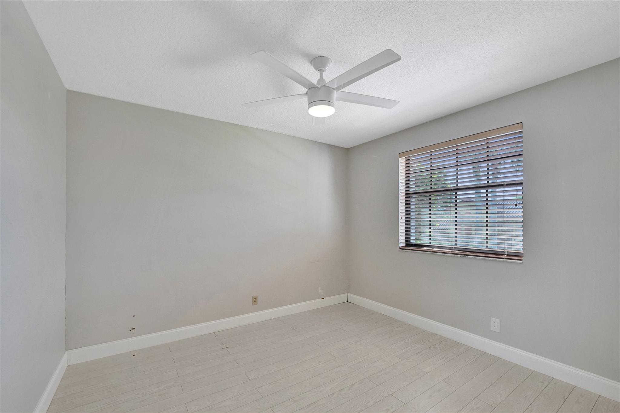 Ridgeview Lake Estates 14 - Residential Lease