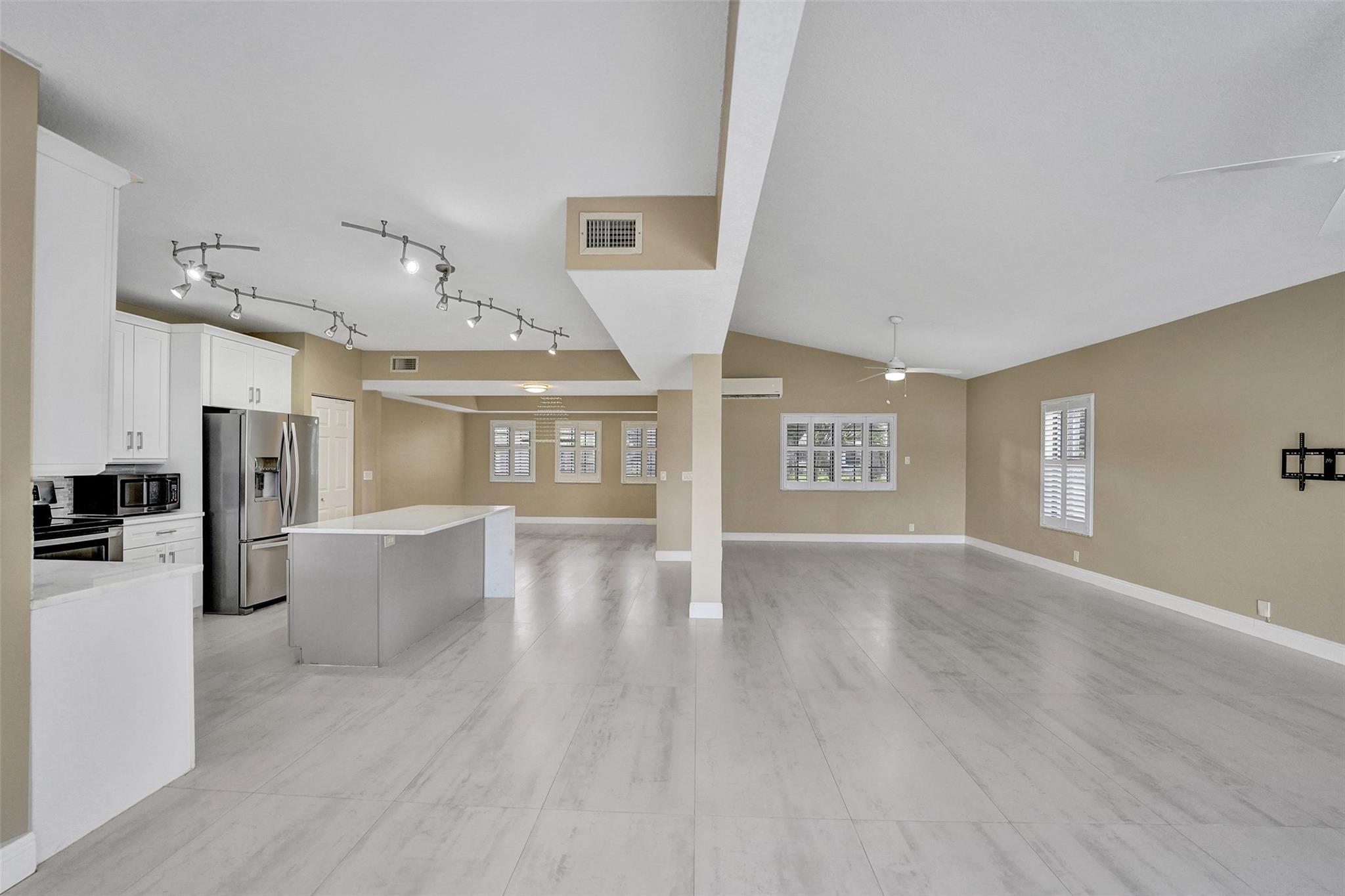 Ridgeview Lake Estates 14 - Residential Lease