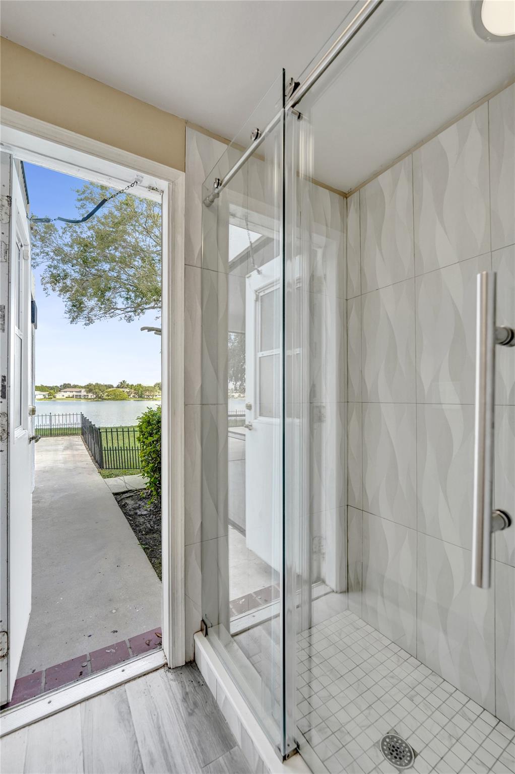Ridgeview Lake Estates 14 - Residential Lease