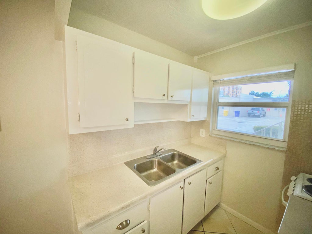 Photo of 111 N L Street #5, Lake Worth Beach, FL 33460 (MLS # R11031473)