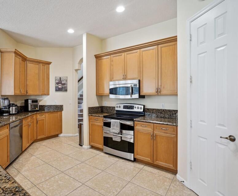 11196 Cobblefield Road