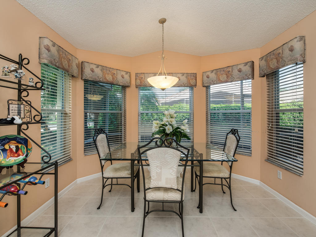 VALENCIA ISLES 1 - Residential