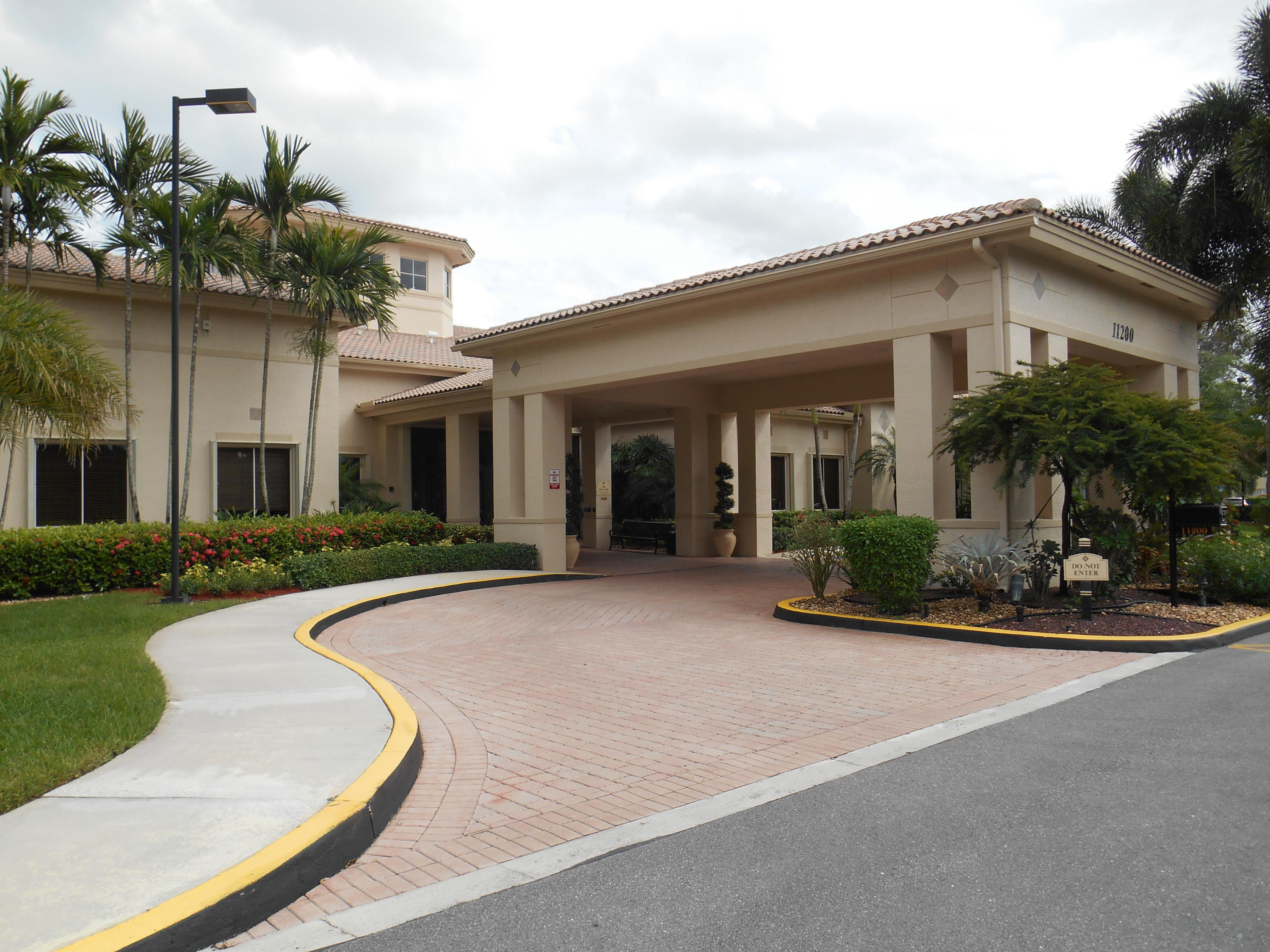 VALENCIA ISLES 1 - Residential