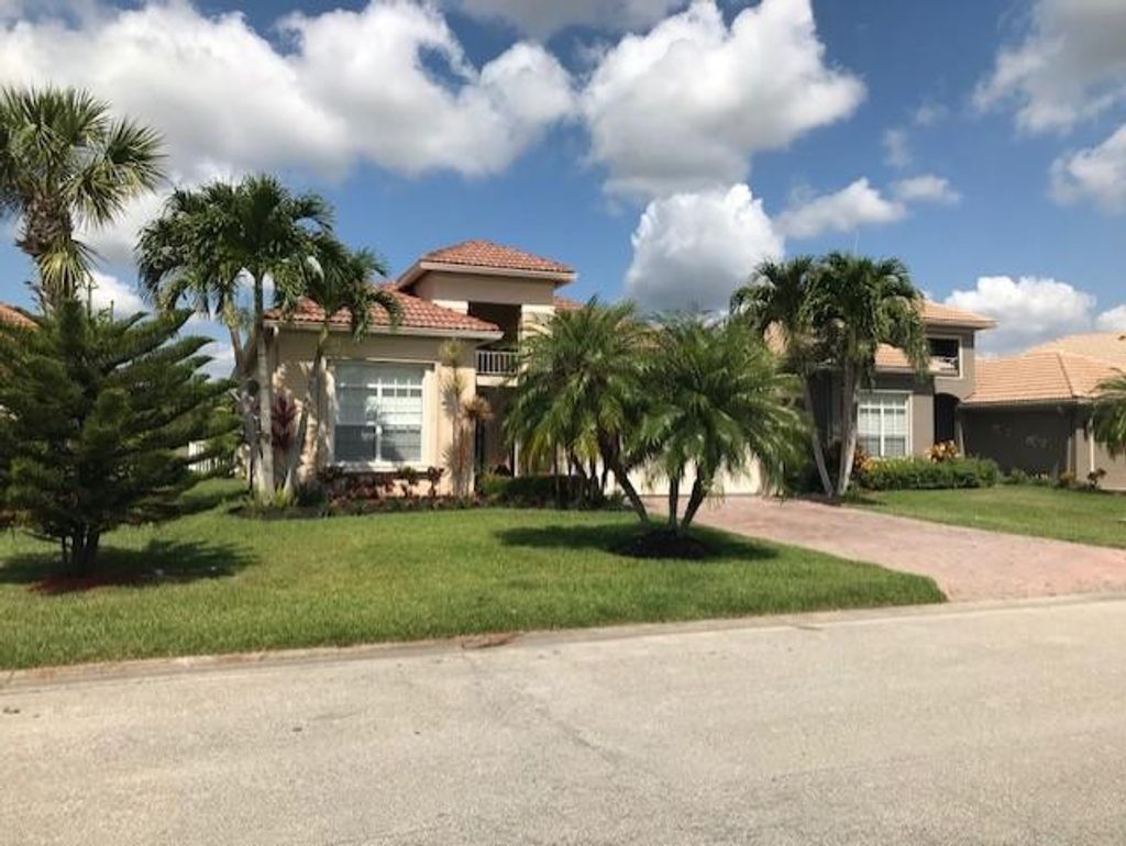 Photo of 412 NW Stratford Lane Ln, Port St Lucie, FL 34983 (MLS # R10721169)