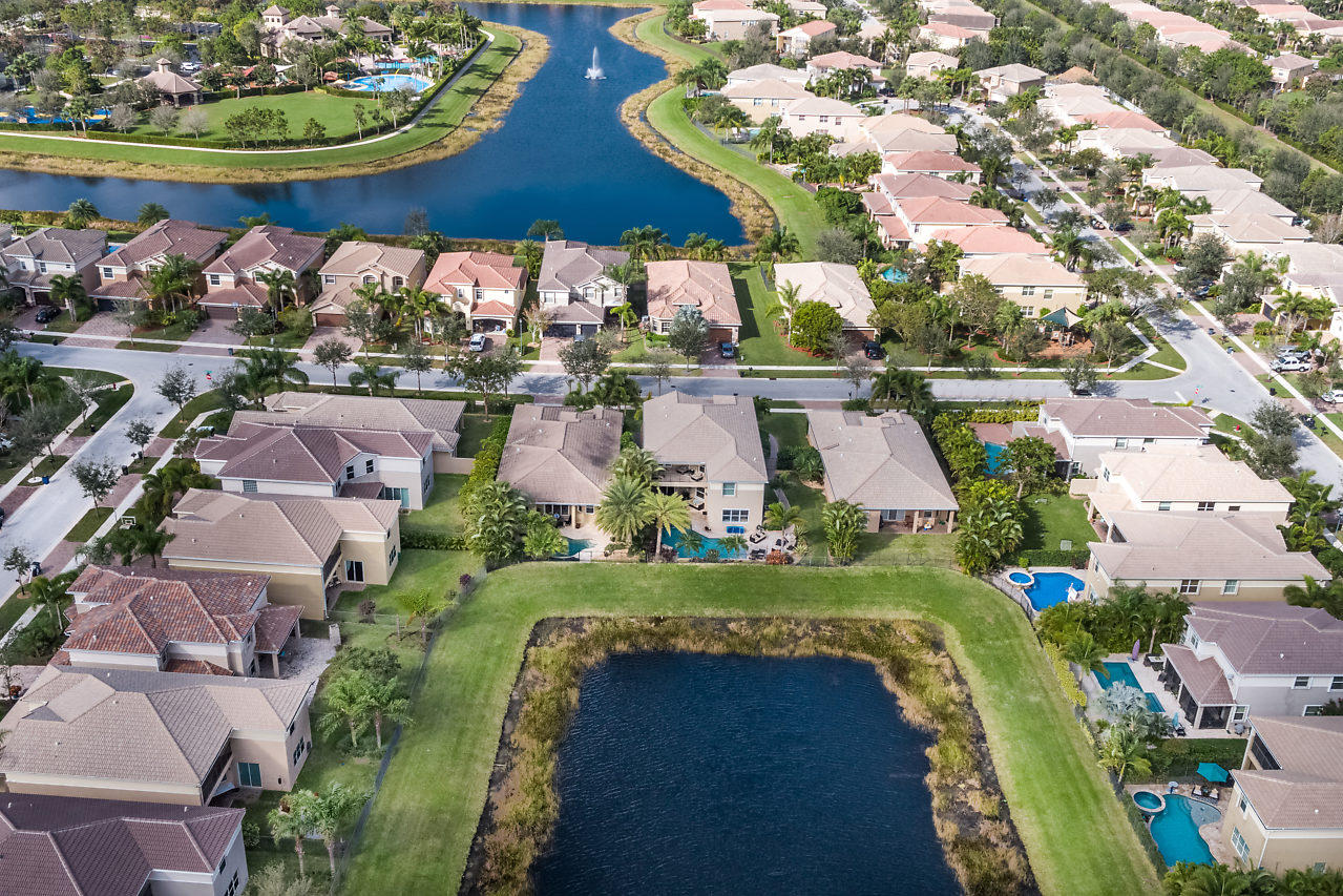 CANYON SPRINGS - Residential