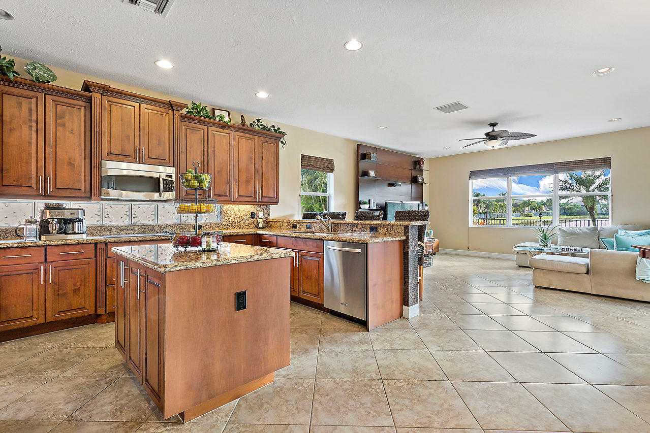 CANYON SPRINGS - Residential