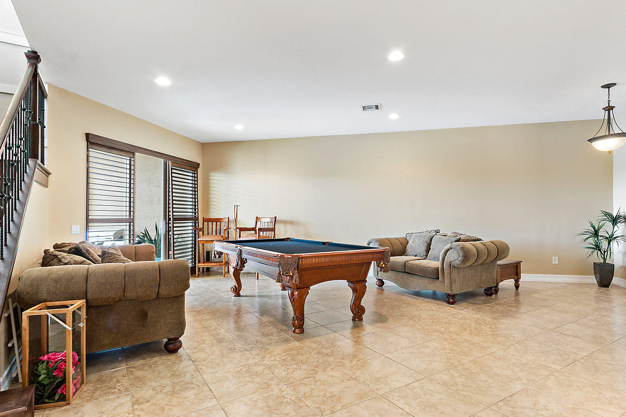 CANYON SPRINGS - Residential