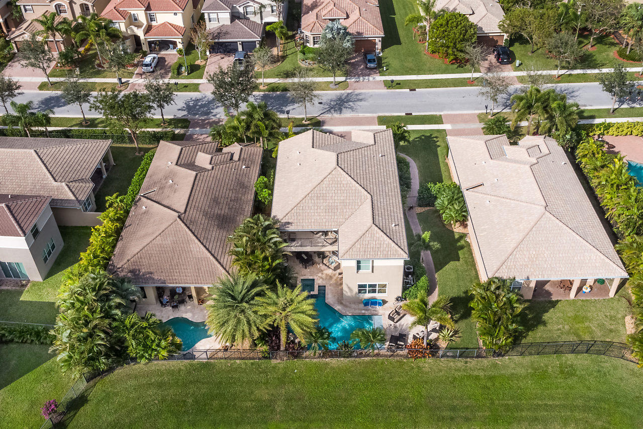 CANYON SPRINGS - Residential