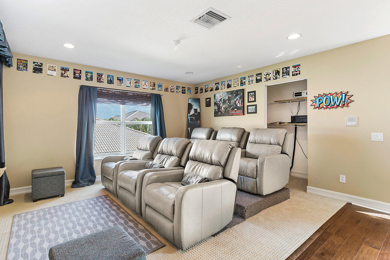 CANYON SPRINGS - Residential