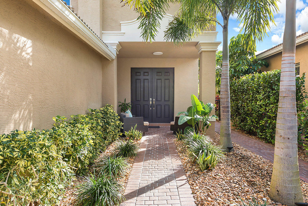 CANYON SPRINGS - Residential