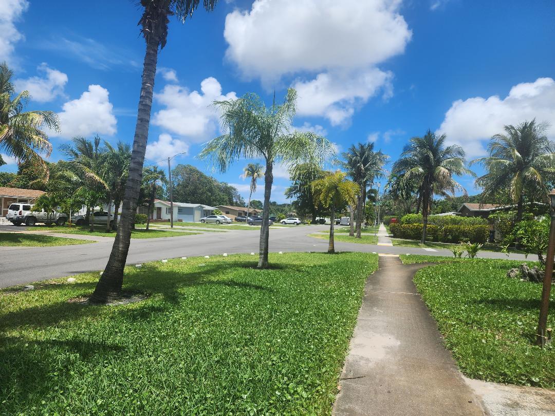 3300 NW 41st Street, Lauderdale Lakes FL 33309