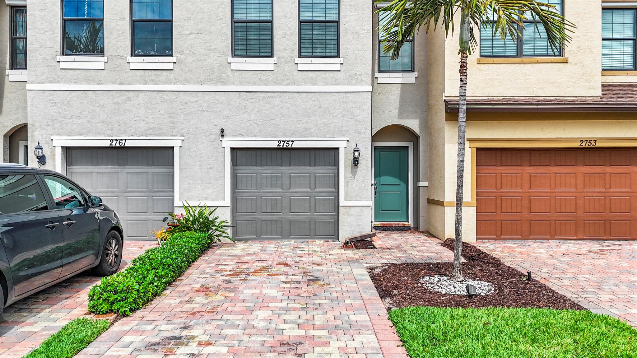 2757 Troubadour Street