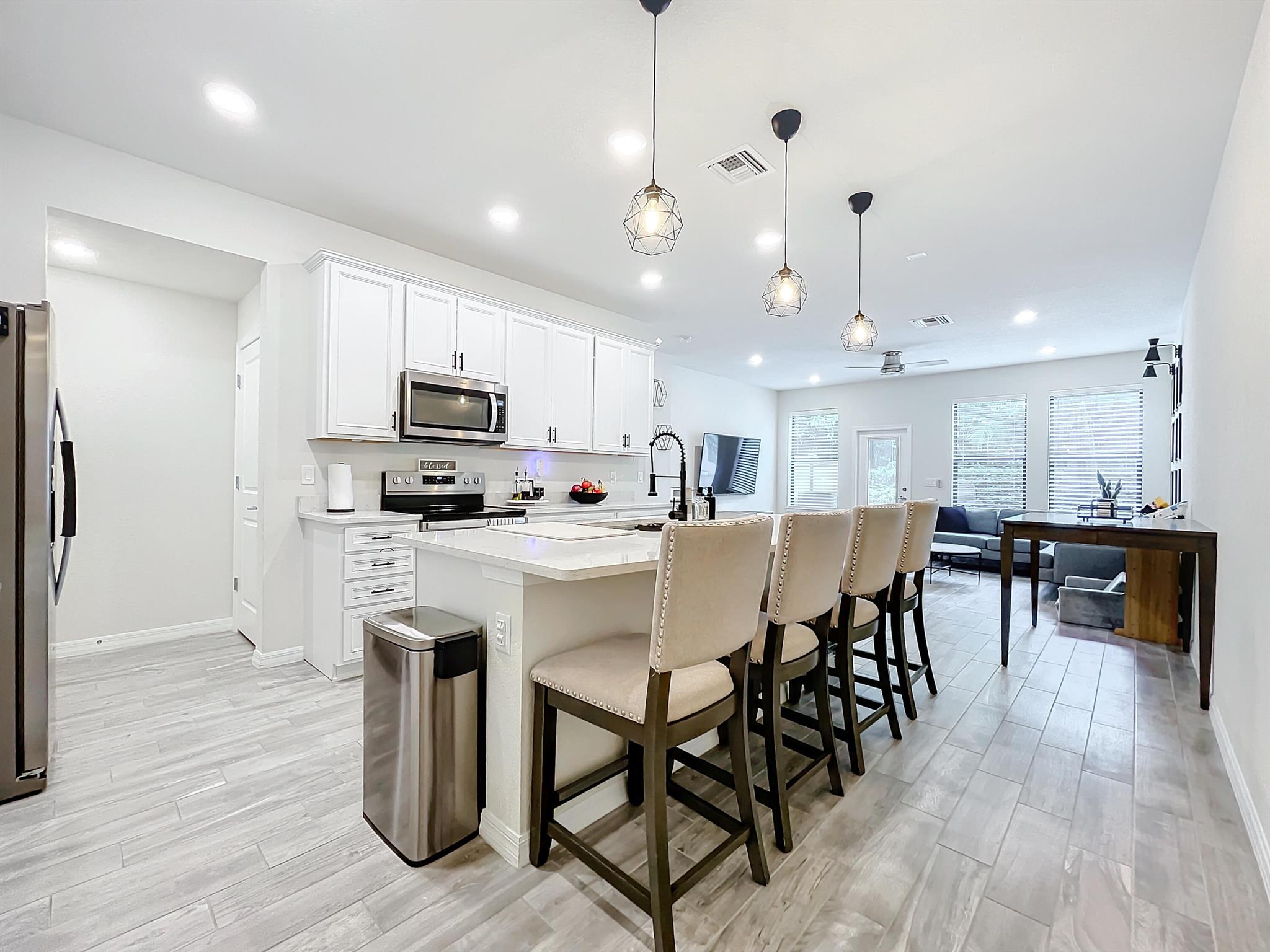 2757 Troubadour Street