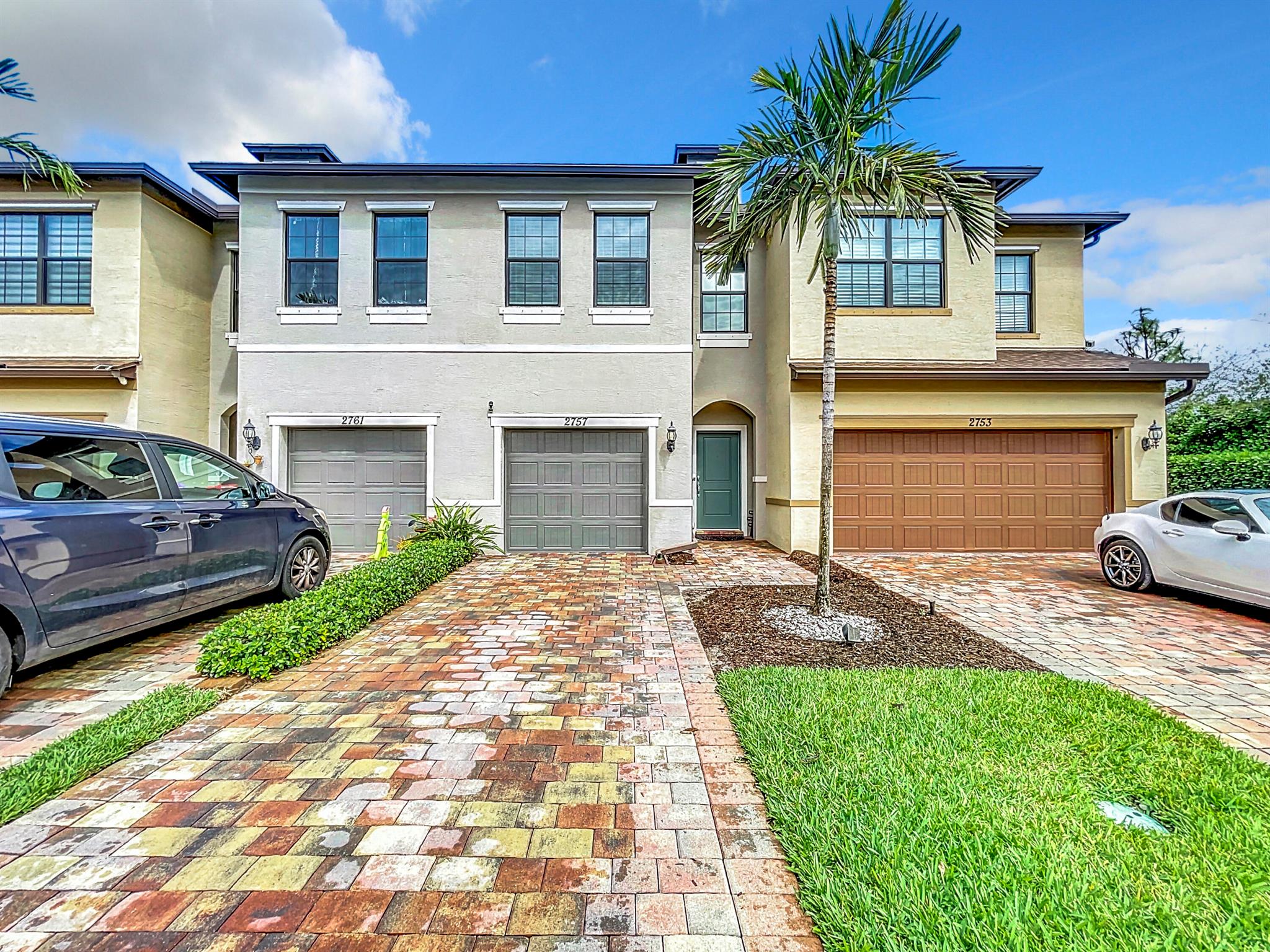 2757 Troubadour Street