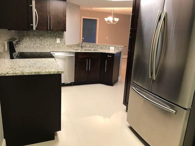 EDGEWATER - Residential Lease