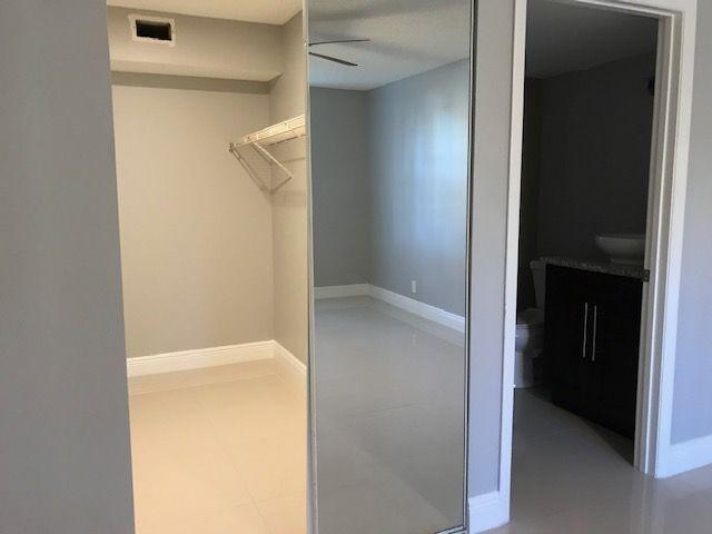 EDGEWATER - Residential Lease