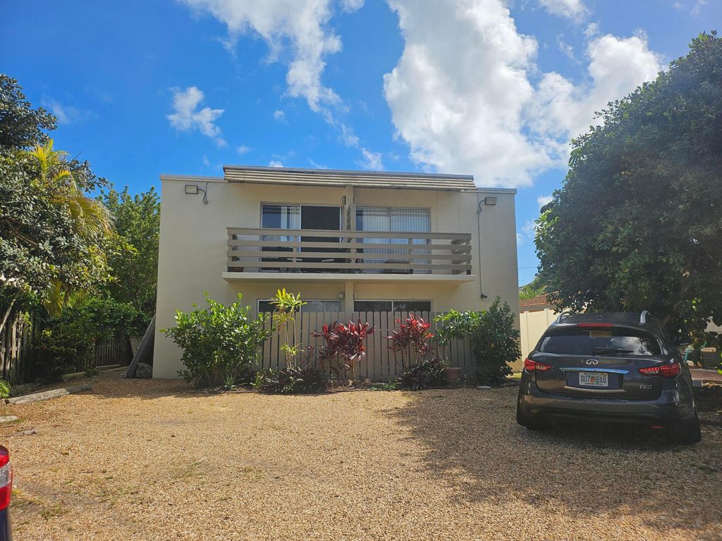 Photo of 3222 E Marine Drive #1, Pompano Beach, FL 33062 (MLS # B26018054)