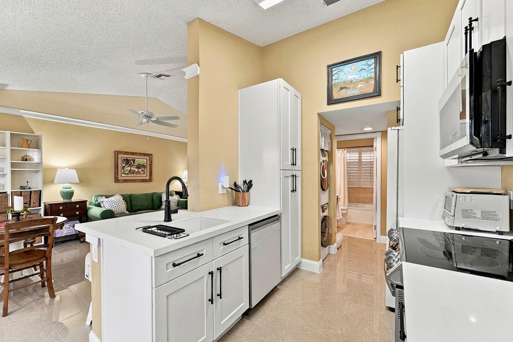 Photo of 9314 NW 9TH Place #9314, Plantation, FL 33324 (MLS # B26091167)