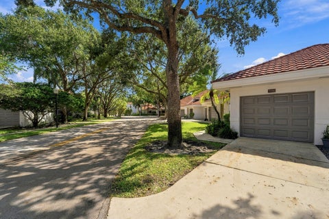 Tiny photo for 9314 NW 9TH Place #9314, Plantation, FL 33324 (MLS # B26091167)