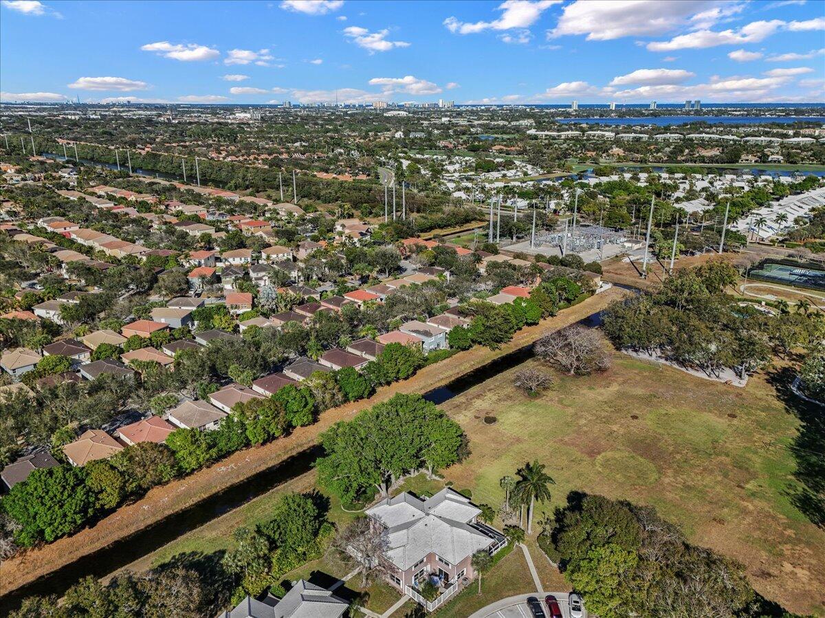 STAMFORD AT THE VILLAGES OF PALM BEACH L - Residential