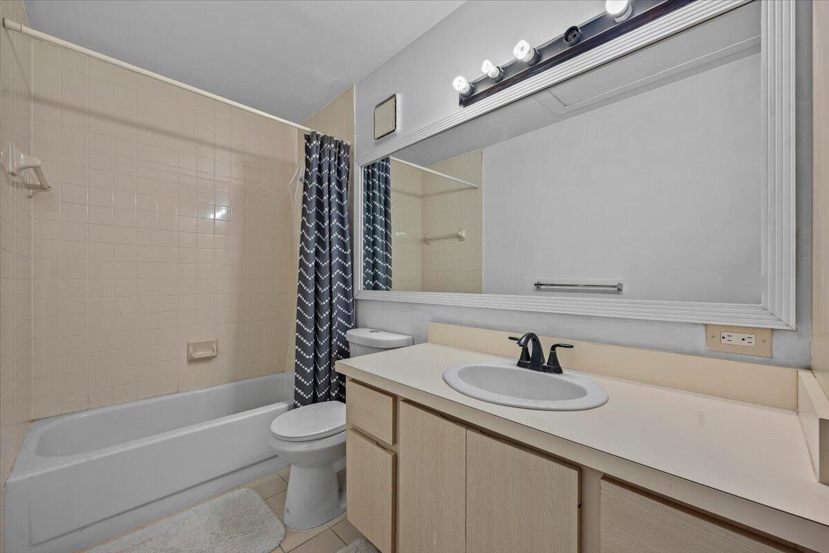 STAMFORD AT THE VILLAGES OF PALM BEACH L - Residential