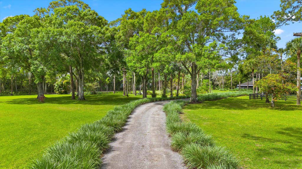 Photo of 1037 F Road, Loxahatchee Groves, FL 33470 (MLS # B26067930)