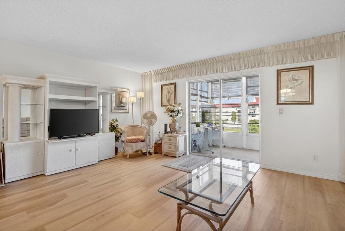 CASTLE APARTMENTS 12 CONDO - Residential