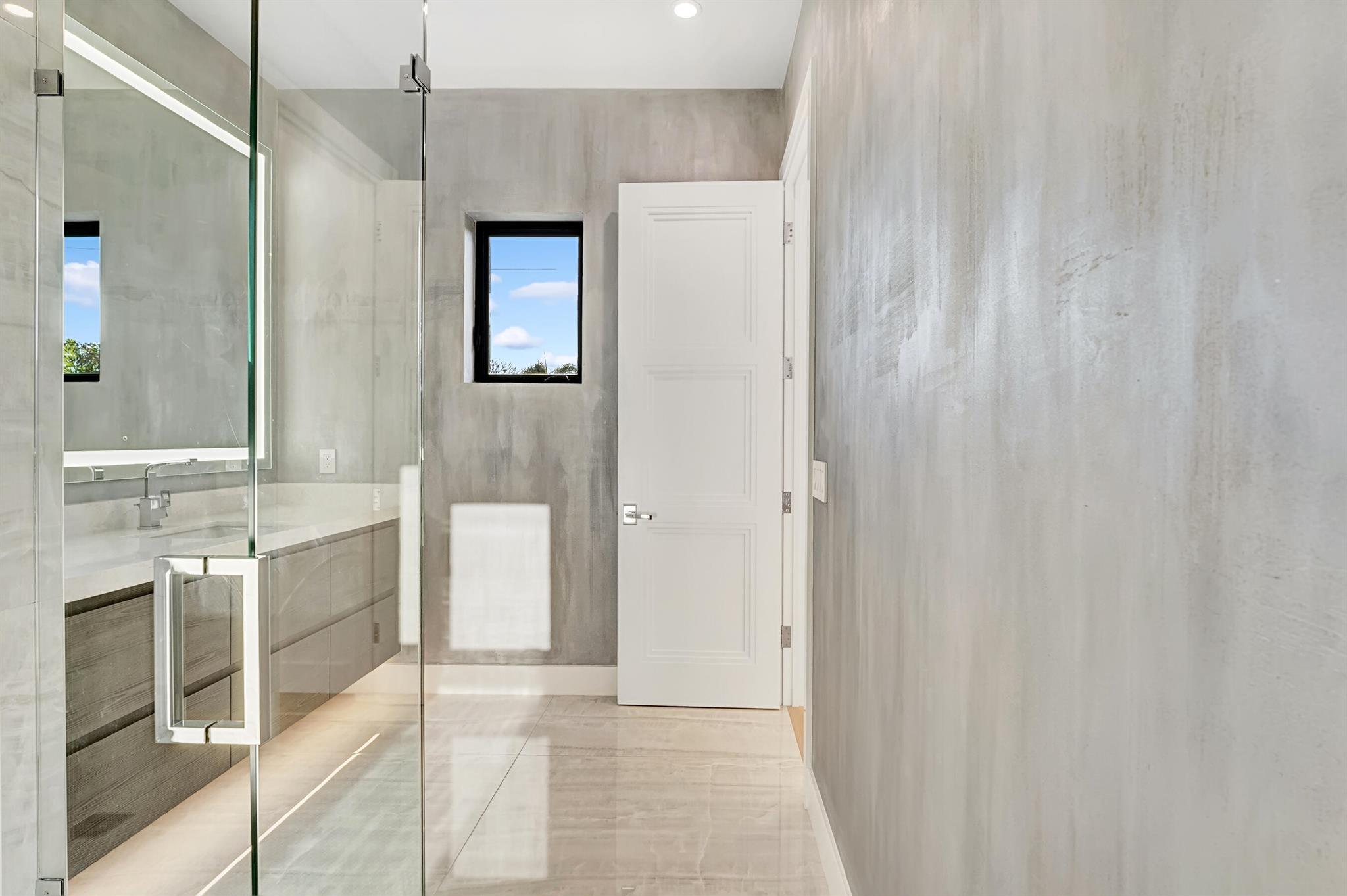 BOCA VILLAS HEIGHTS - Residential