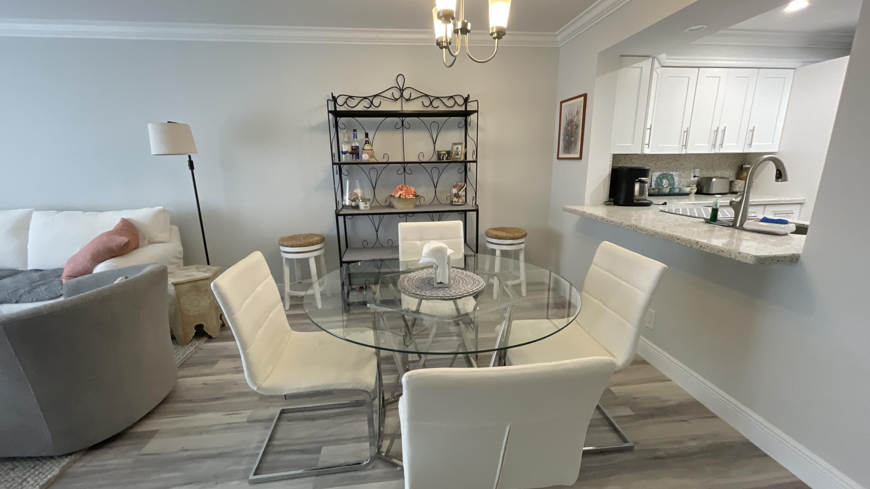 HUNTINGTON LAKES SEC TWO CONDOS - Residential Lease