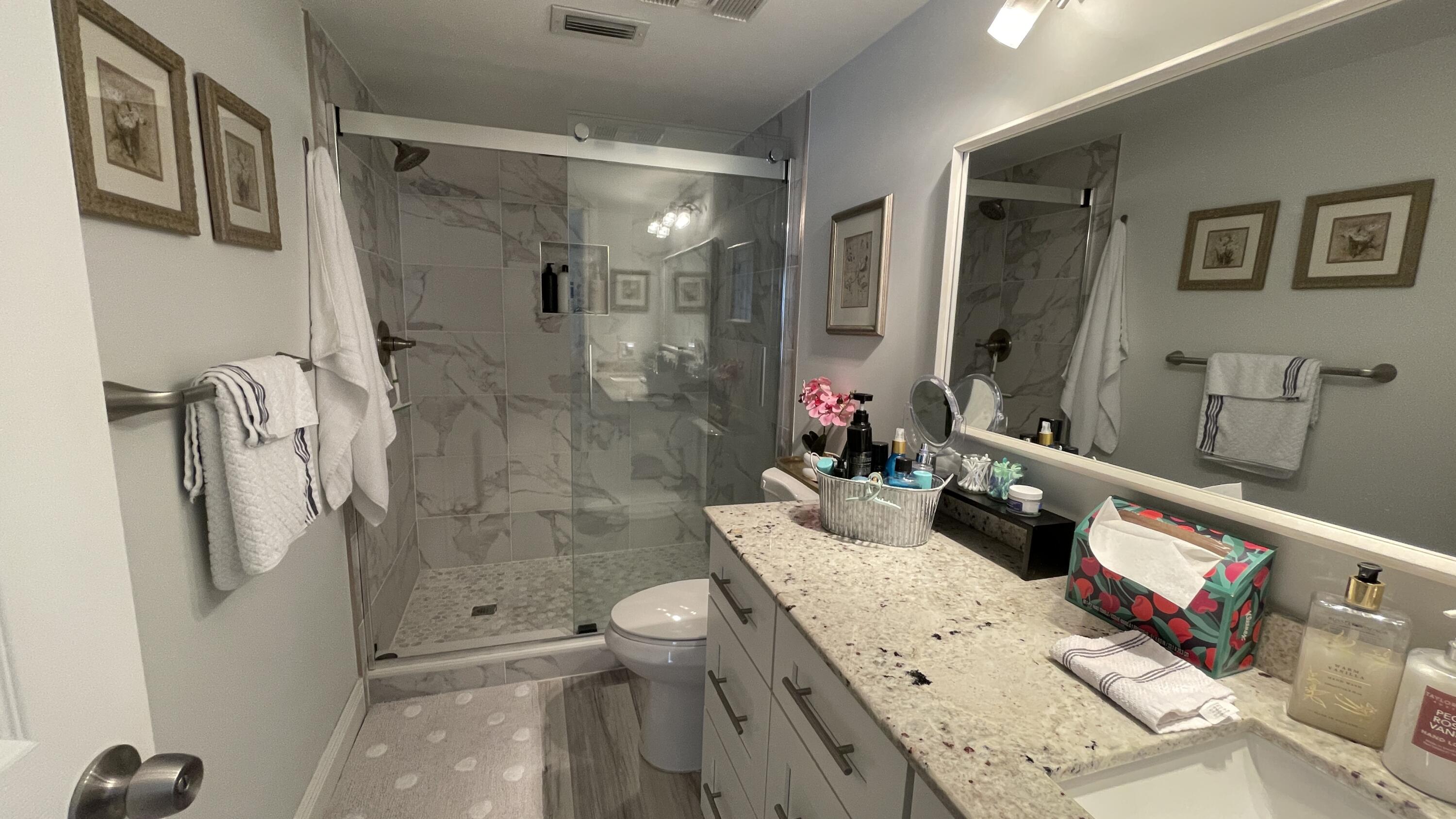 HUNTINGTON LAKES SEC TWO CONDOS - Residential Lease