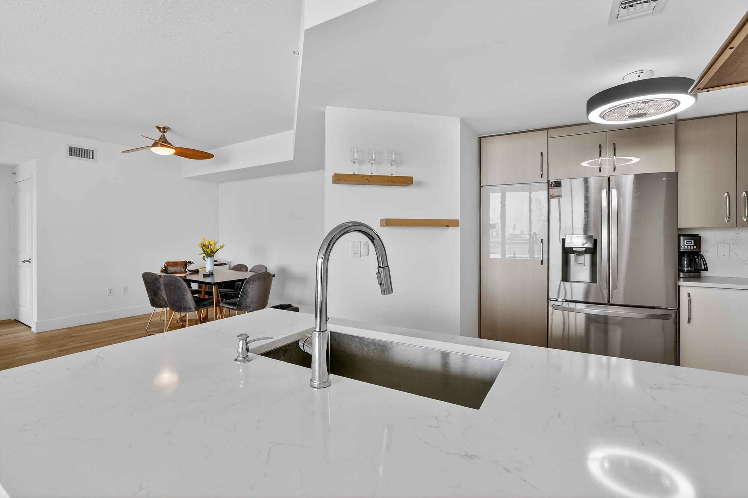 360 CONDO B - Residential