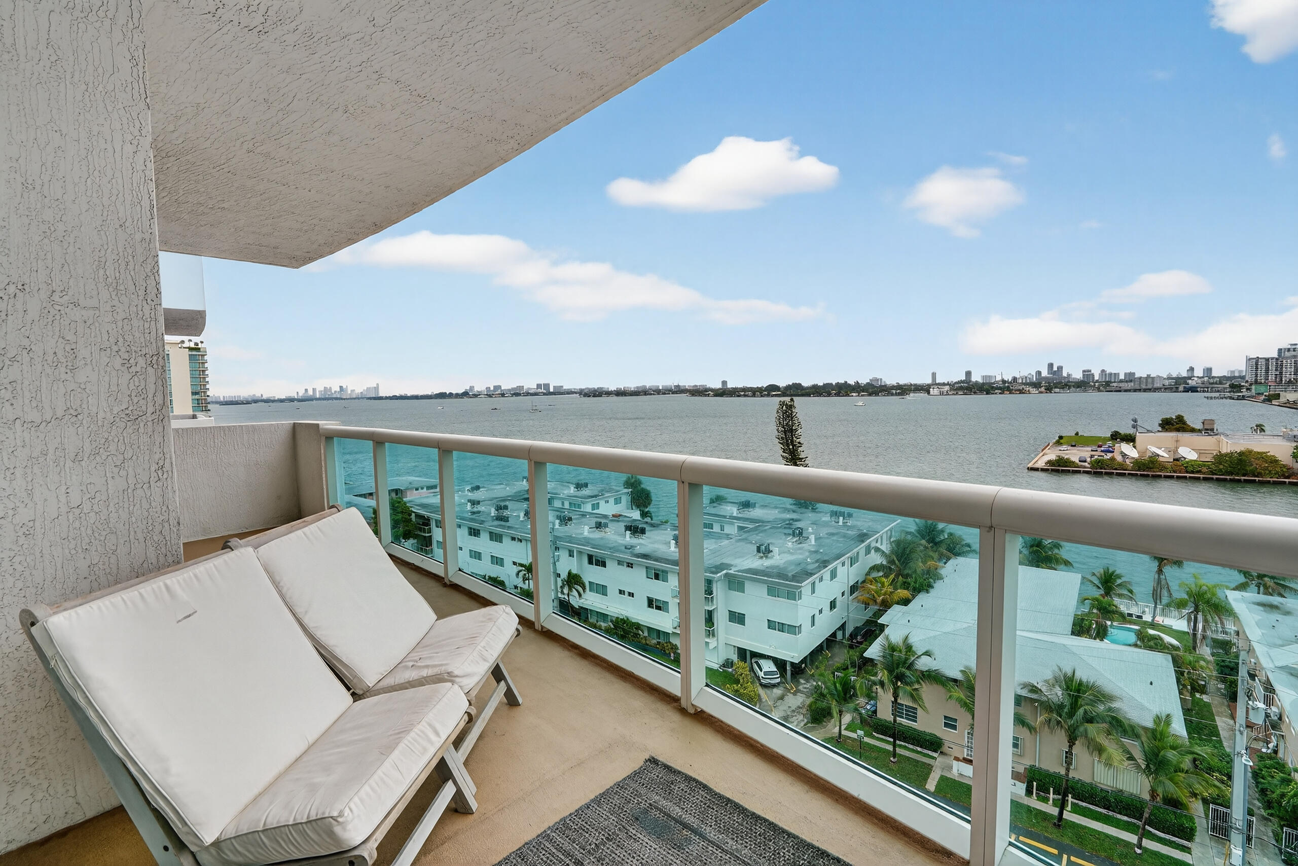 360 CONDO B - Residential