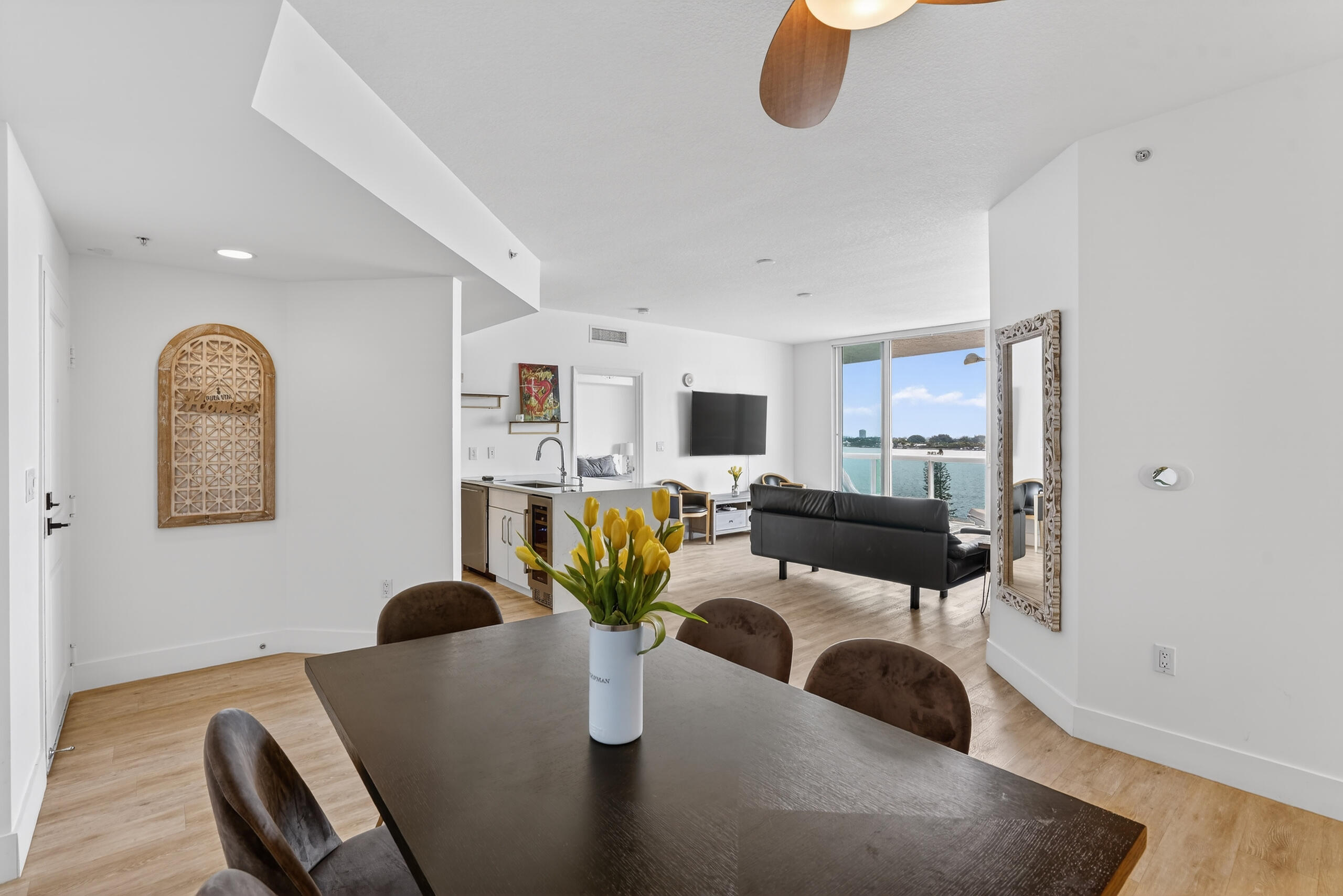 360 CONDO B - Residential