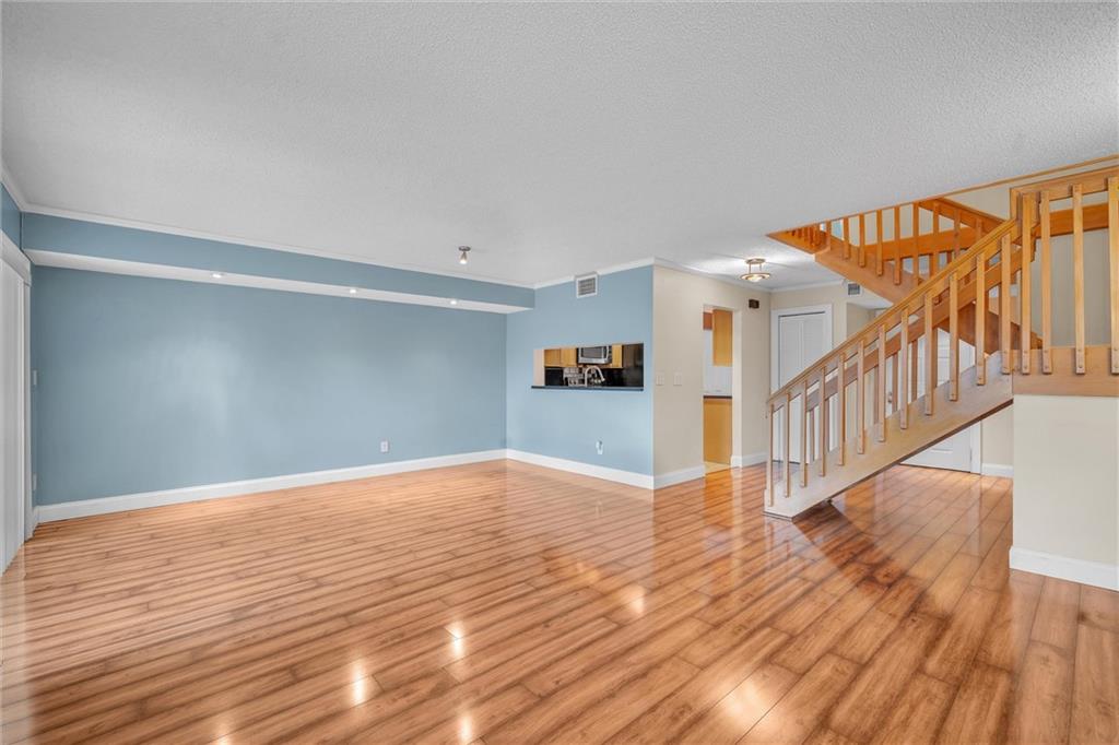Jacaranda Prcl 480 122-41 - Residential