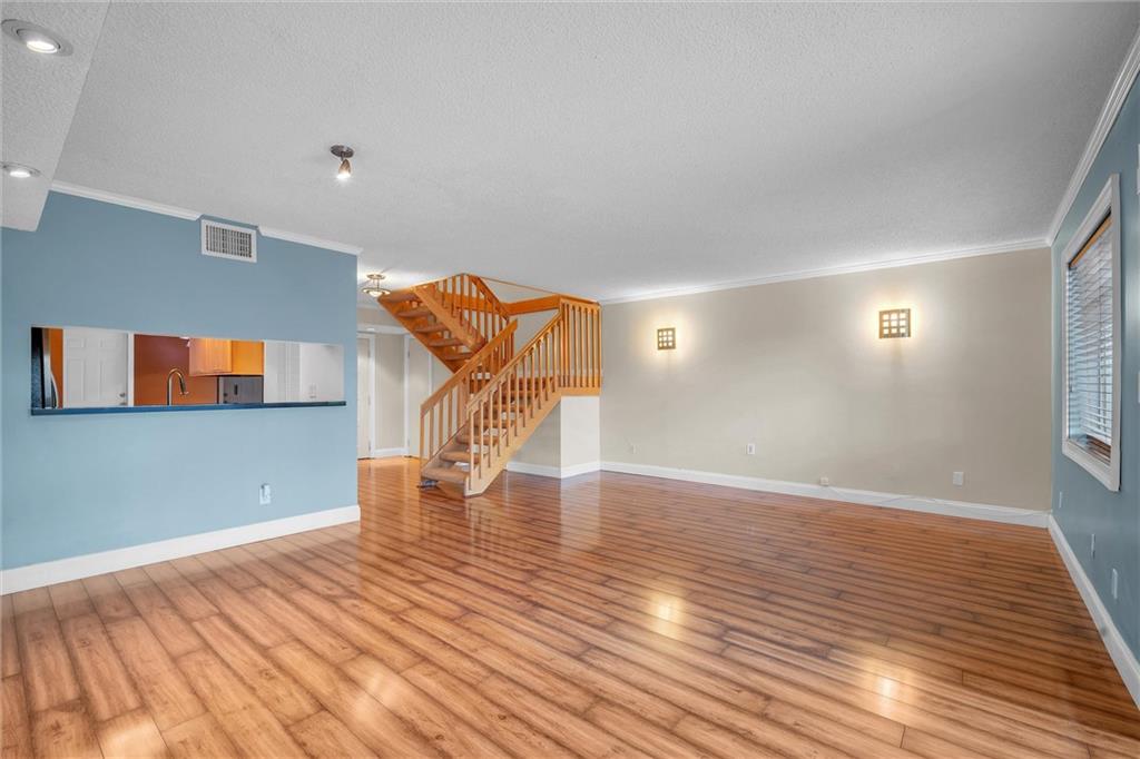 Jacaranda Prcl 480 122-41 - Residential