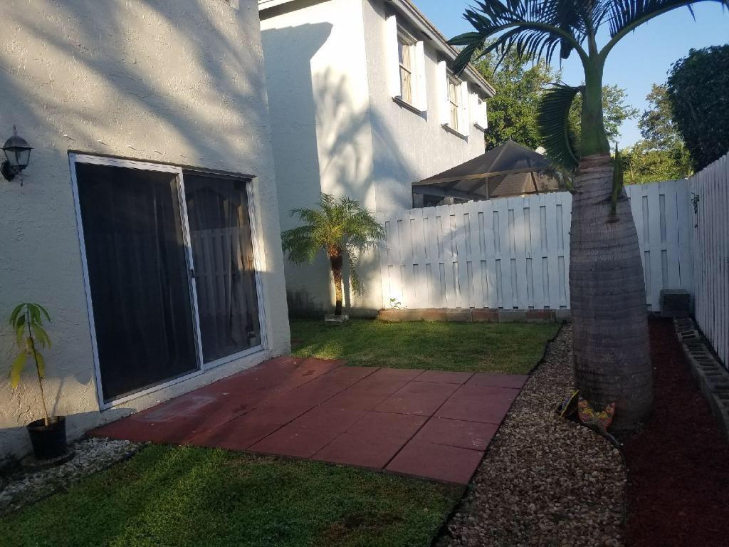 Jacaranda Prcl 608 123-15 - Residential