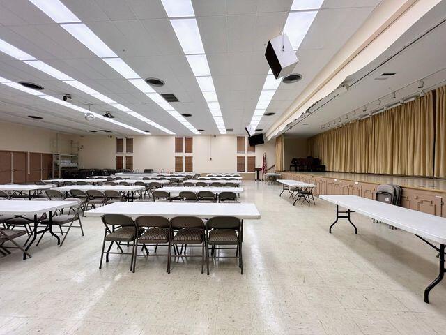 STERLING VILLAGE - Residential