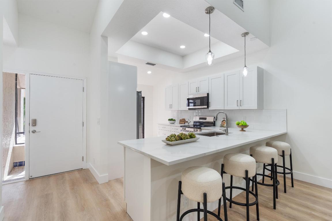 10967 Lake Front Place